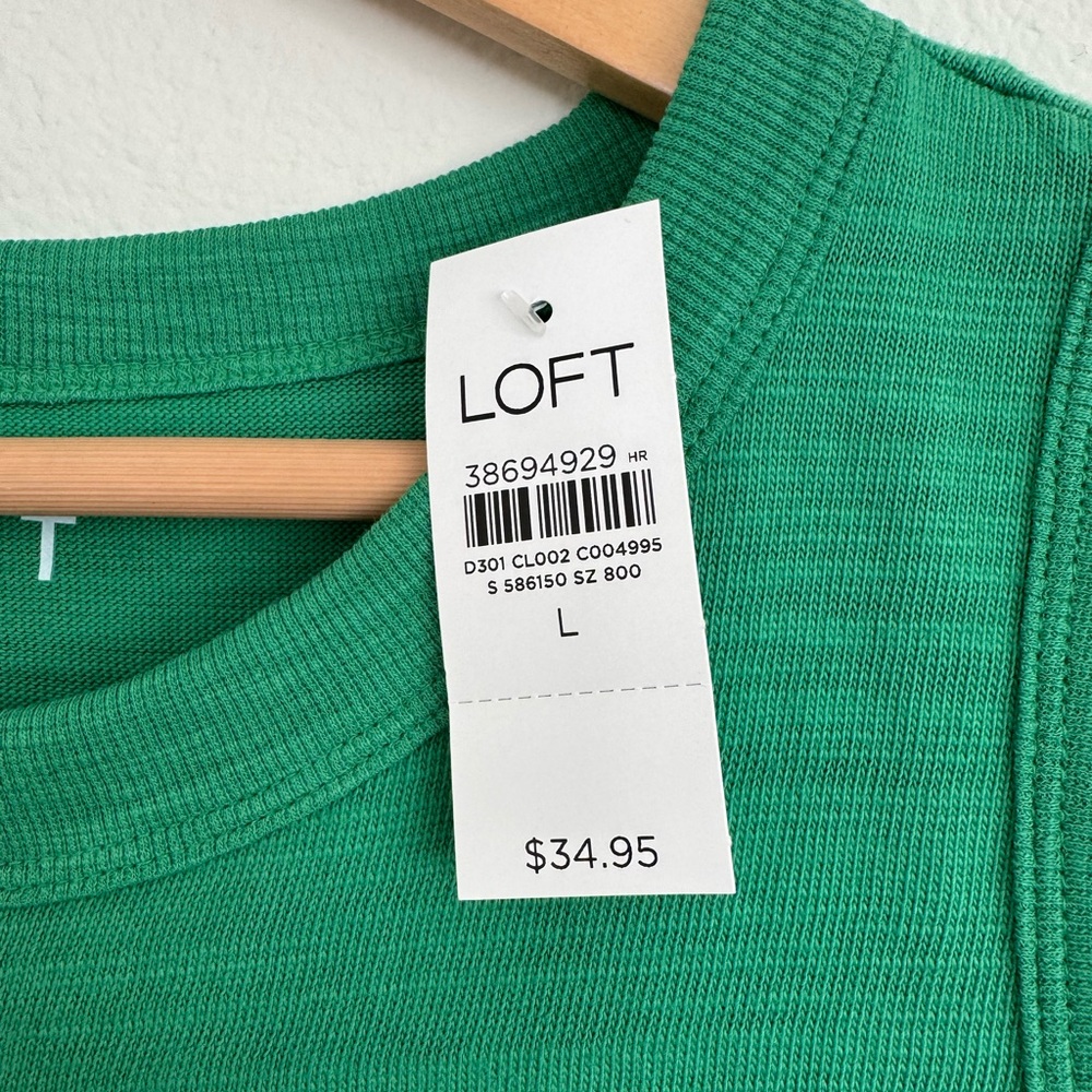 LOFT Vibrant Green Tank Top NWT Large Playful Summer Vibes Sleeveless Layering - Picture 2 of 6